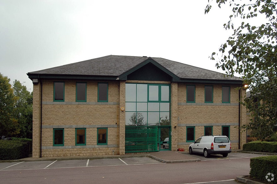 Old Power Way, Elland for sale - Primary Photo - Image 1 of 1