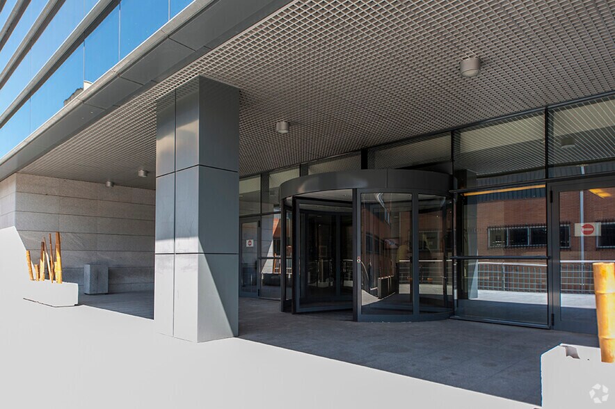 Calle Sepúlveda, 17, Alcobendas, Madrid to rent - Building Photo - Image 3 of 24