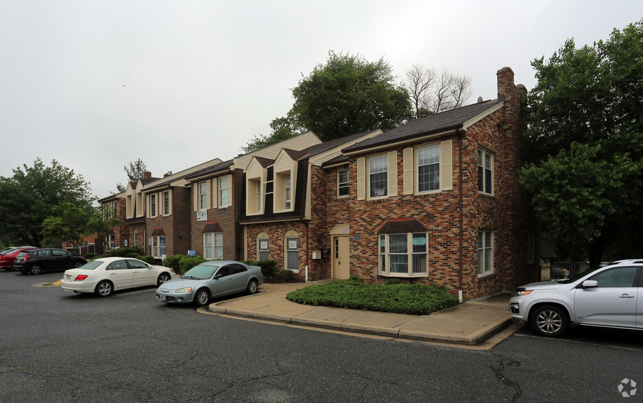 6505-6509 Old Branch Ave, Temple Hills, MD for sale - Primary Photo - Image 1 of 1