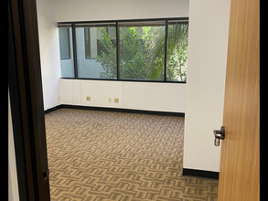 14140-14144 Ventura Blvd, Sherman Oaks, CA for rent Interior Photo- Image 1 of 6