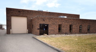 6066 Millett Ave, Sterling Heights, MI for rent Building Photo- Image 1 of 8