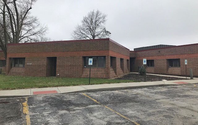 5250 W 94th Ter, Prairie Village, KS to rent Primary Photo- Image 1 of 17