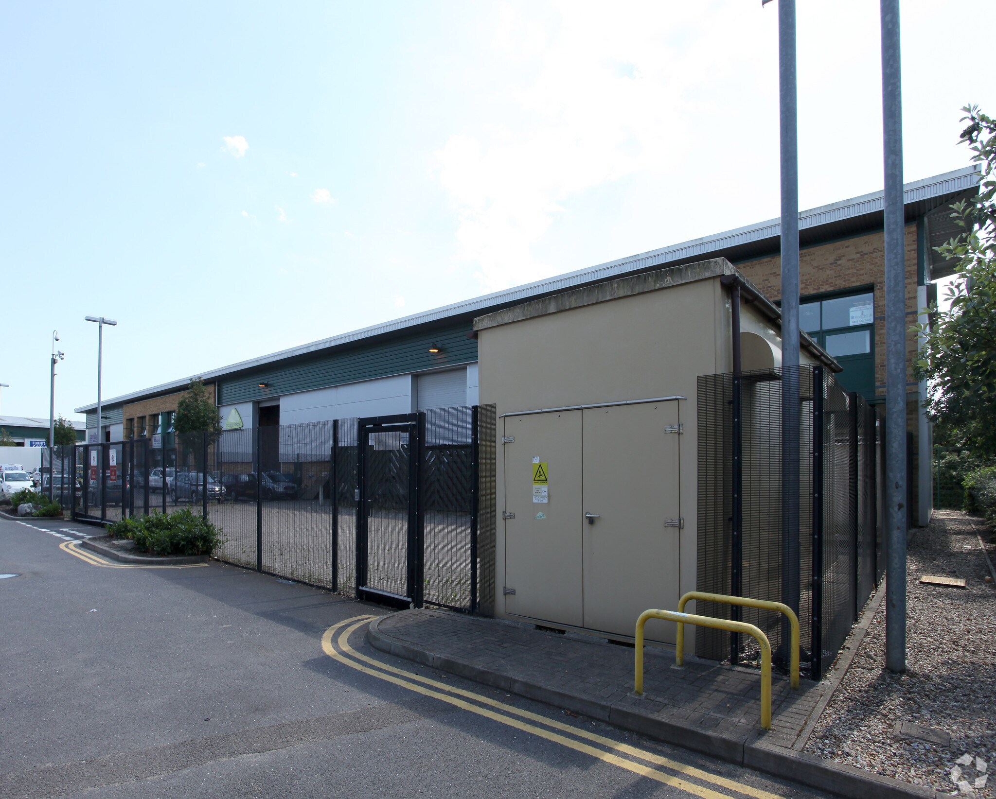 Moorfield Rd, Guildford for sale Building Photo- Image 1 of 1