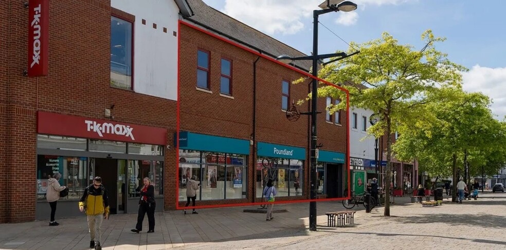 Market Quay, Fareham to rent - Building Photo - Image 3 of 7