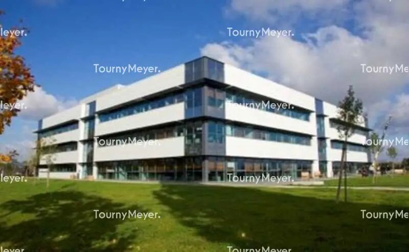 Office in Toulouse to rent Building Photo- Image 1 of 9