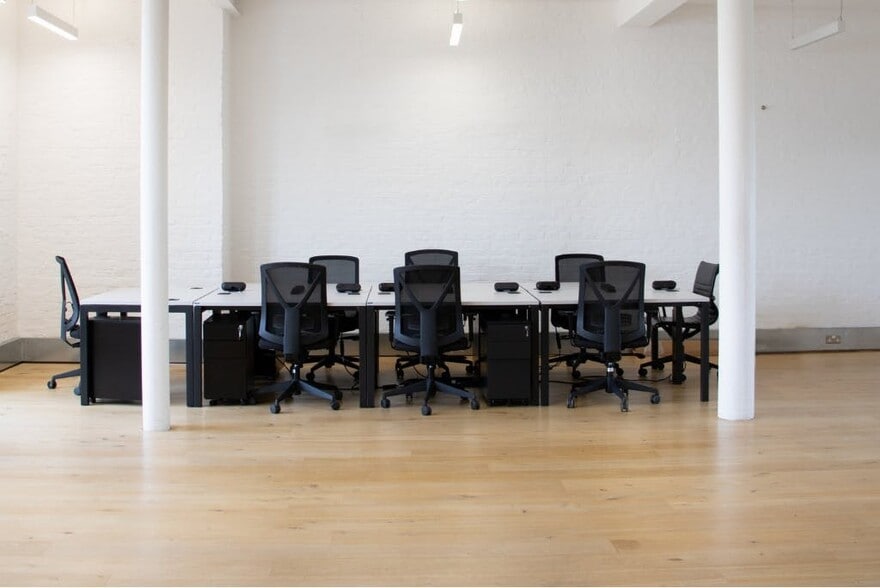 13 Bramley Rd, London to rent - Building Photo - Image 3 of 23