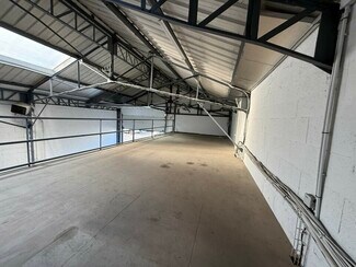 More details for 2 Chemin Du Génie, Vénissieux - Light Industrial to Rent