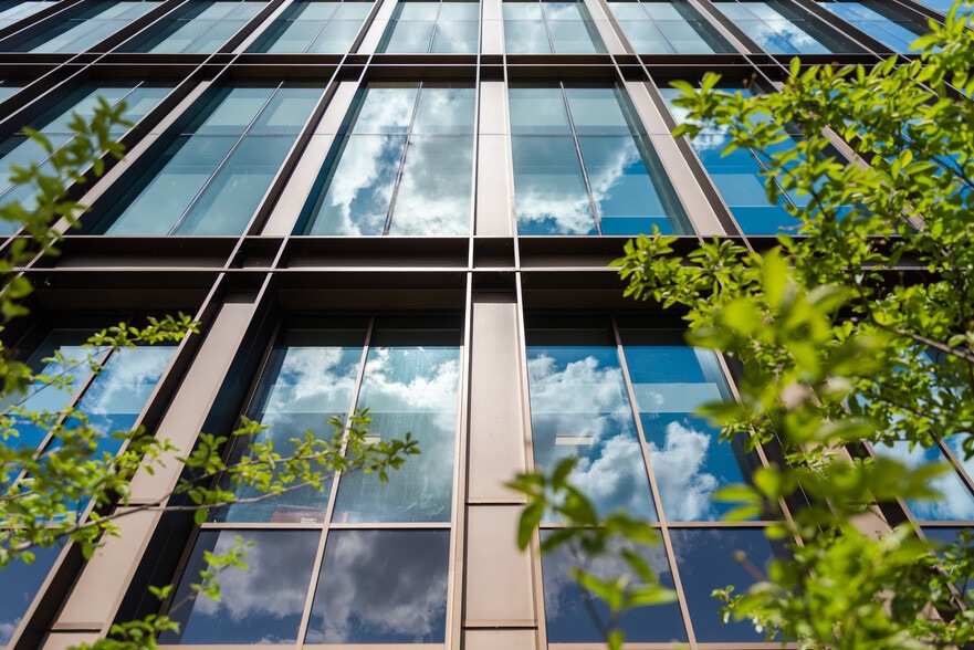 Great Exhibition Way, Leeds to rent - Interior Photo - Image 3 of 5