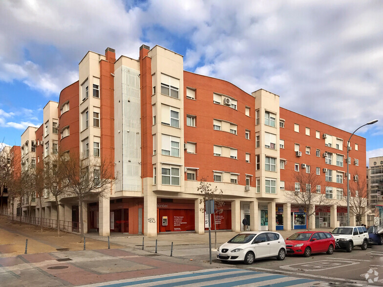 Avenida Mar Mediterráneo, 160, Valdemoro, Madrid for rent - Building Photo - Image 2 of 2