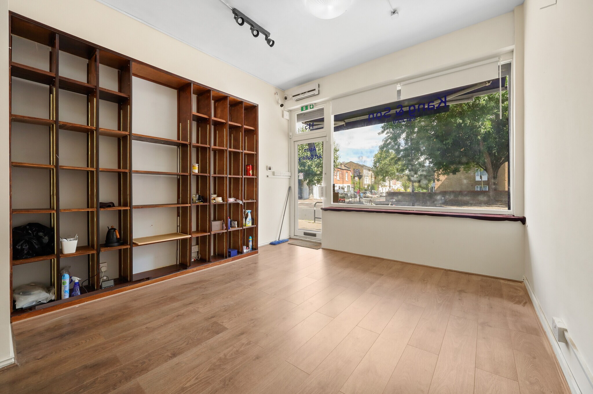 115 Stoke Newington Rd, London to rent Building Photo- Image 1 of 9