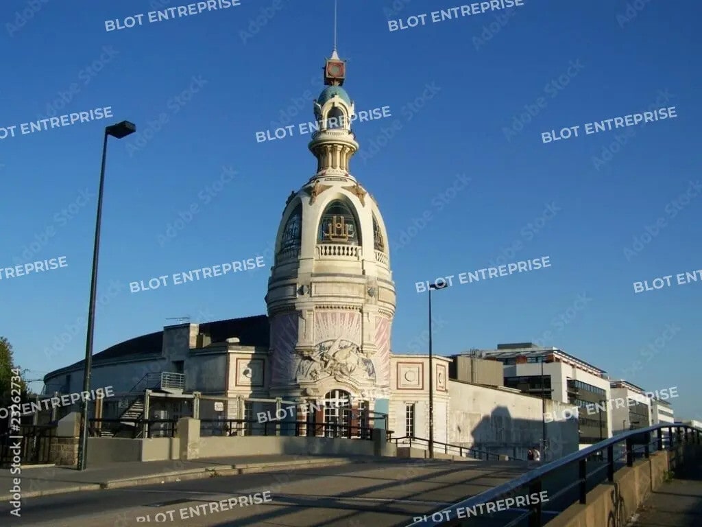 Location Bureaux 111 m² - Photo 1