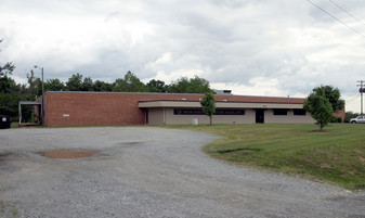 2000 Baker Rd, High Point NC - Commercial Property