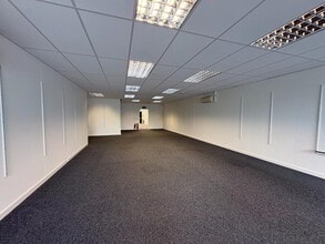 18 Main St, Larne to rent Interior Photo- Image 2 of 3
