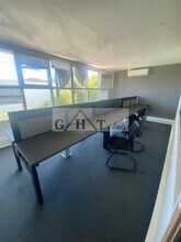 Office in Montreuil to rent Interior Photo- Image 1 of 1