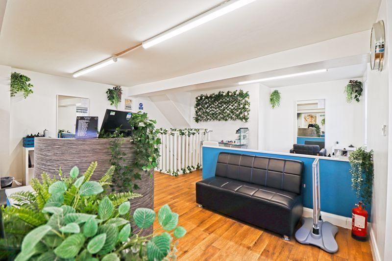 1 Little Sq, Braintree to rent - Interior Photo - Image 3 of 9