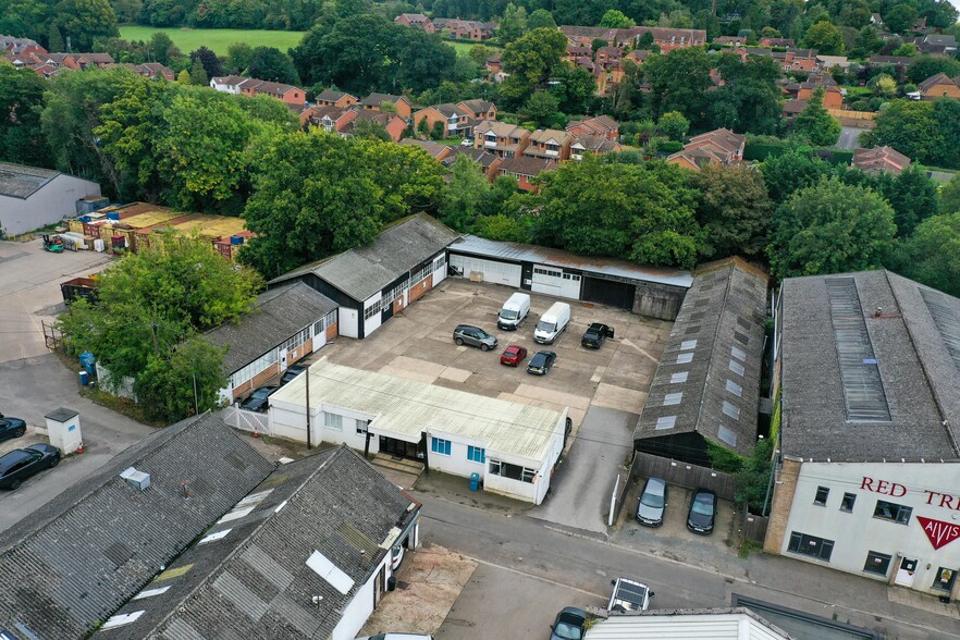 Alvis Works portfolio of 4 properties for sale on LoopNet.co.uk - Building Photo - Image 2 of 7