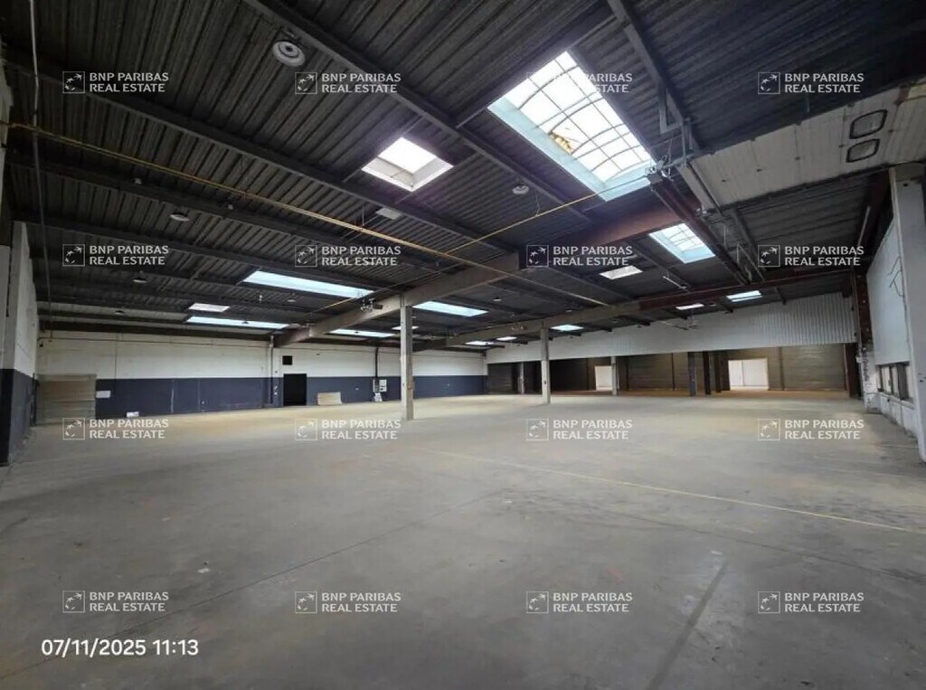 Location Local d'activités 4 081 m² à 8 726 m² - Photo 1