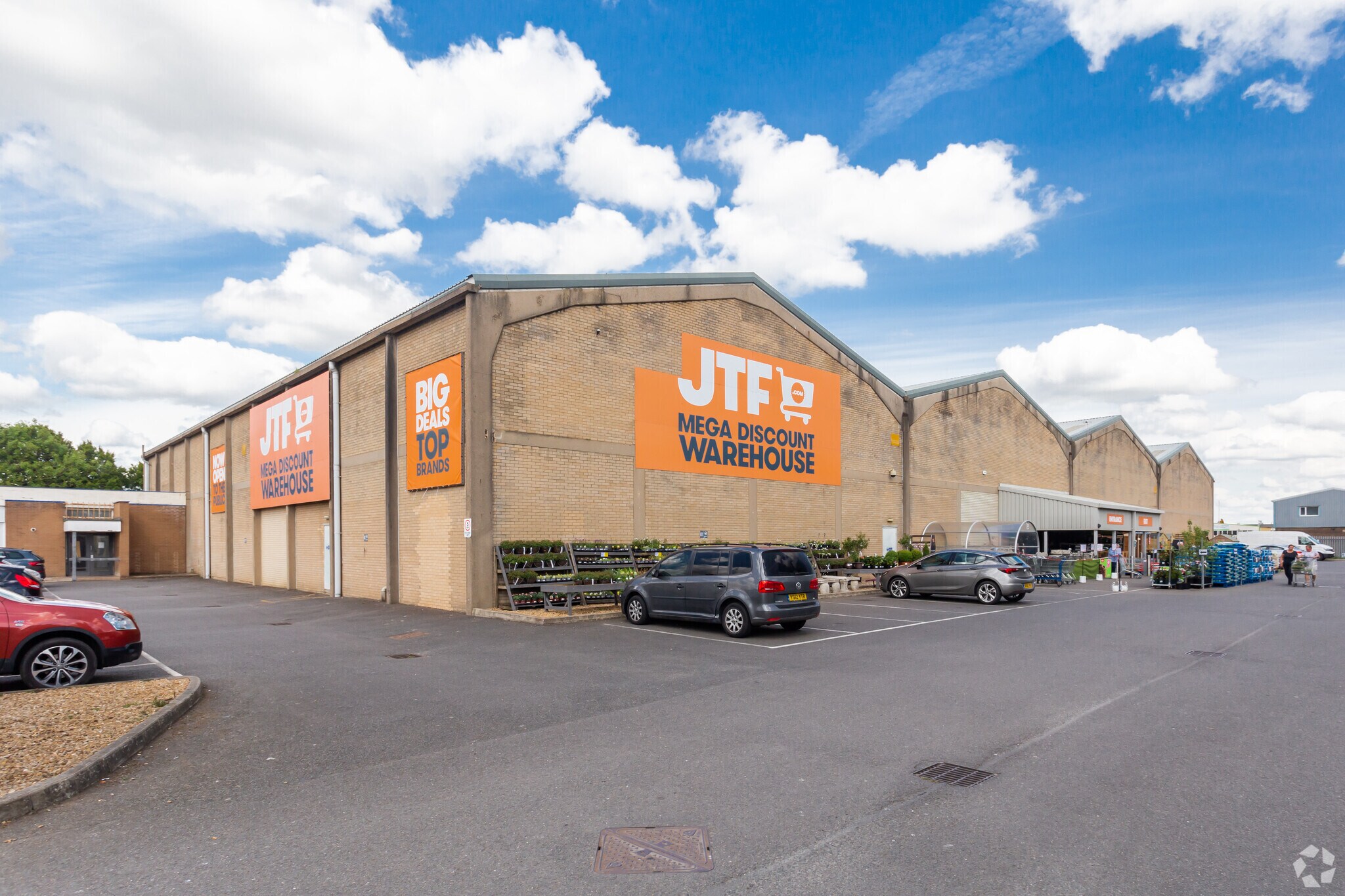 Padholme Rd E, Peterborough for sale Primary Photo- Image 1 of 1