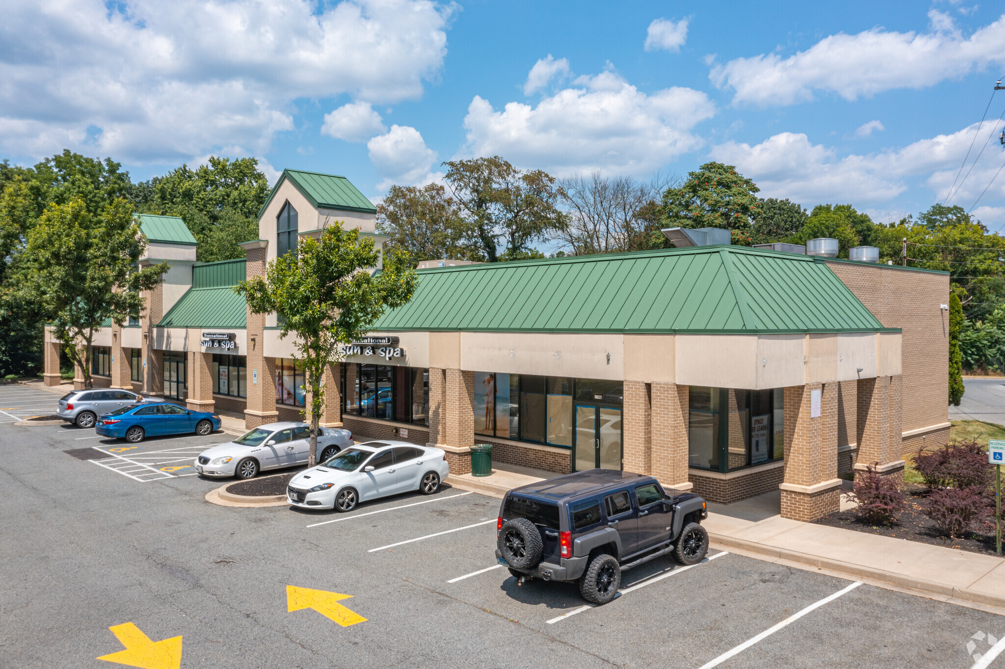 101-135 Big Elk Mall, Elkton, MD for rent Building Photo- Image 1 of 5