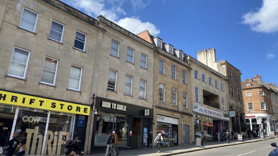 The Avon Portfolio portfolio of 5 properties for sale on LoopNet.co.uk - Building Photo - Image 3 of 5