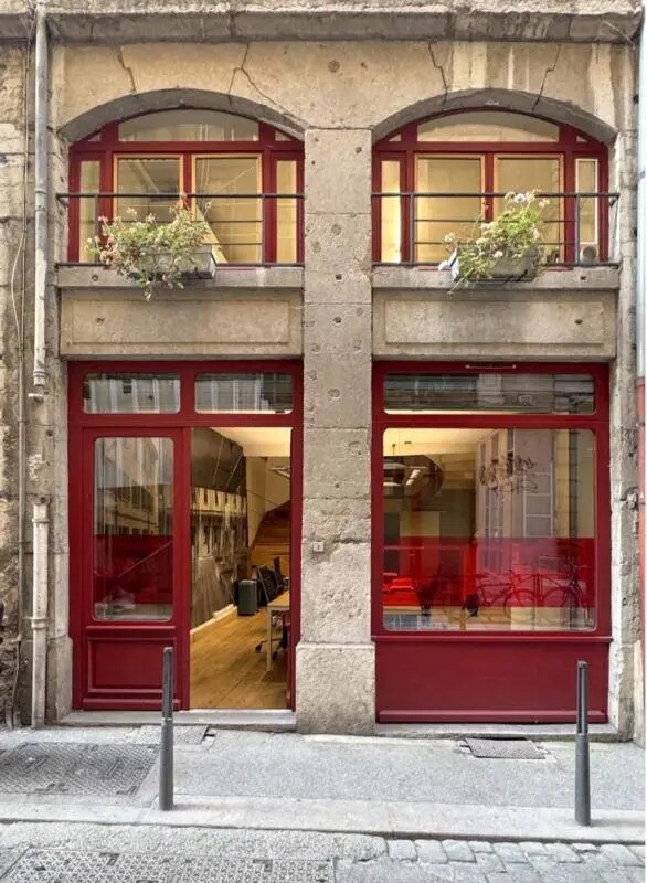 Vente Bureaux 86 m² - Photo 1
