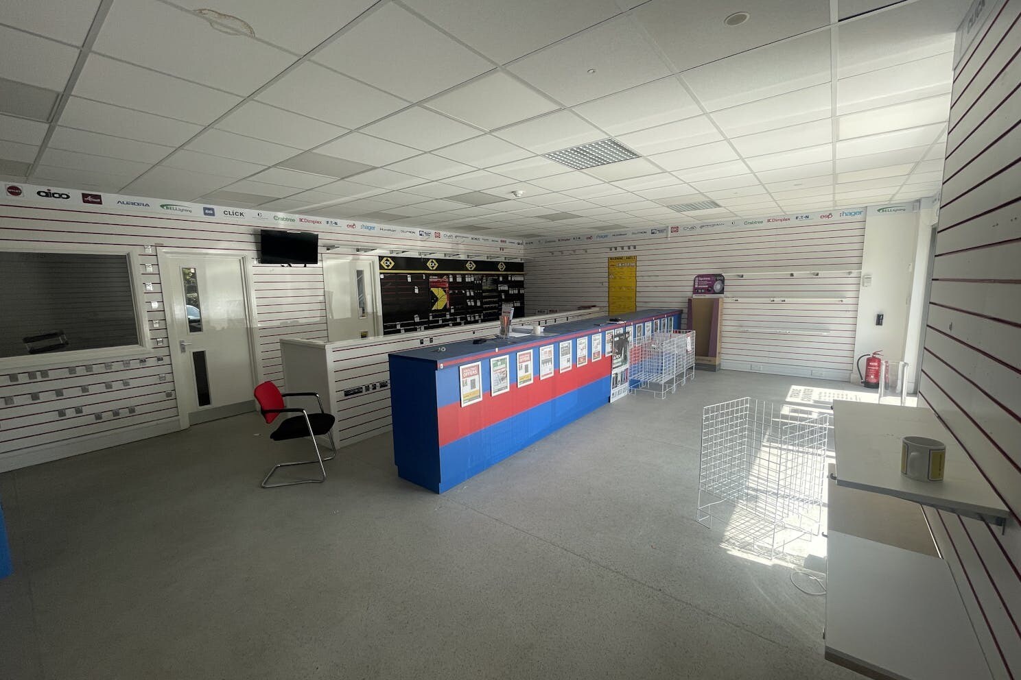 Western Rd, Bracknell to rent Interior Photo- Image 1 of 2