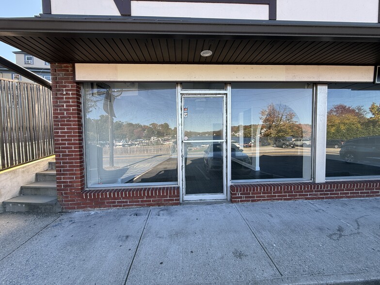 900 & 908 S Lake Blvd, Mahopac, NY for rent - Building Photo - Image 1 of 23