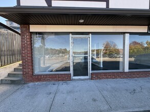 900 & 908 S Lake Blvd, Mahopac, NY for rent Building Photo- Image 1 of 24