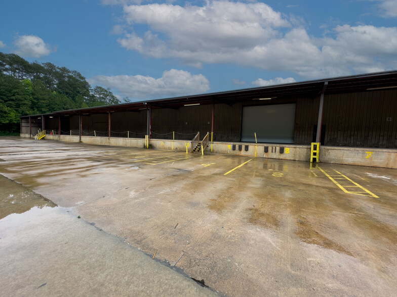 1695 Buford Hwy, Duluth, GA for sale - Building Photo - Image 3 of 22