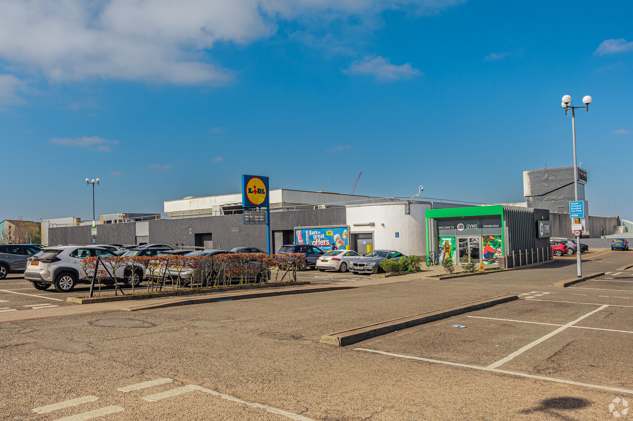 Wester Hailes Rd, Edinburgh for sale Primary Photo- Image 1 of 1