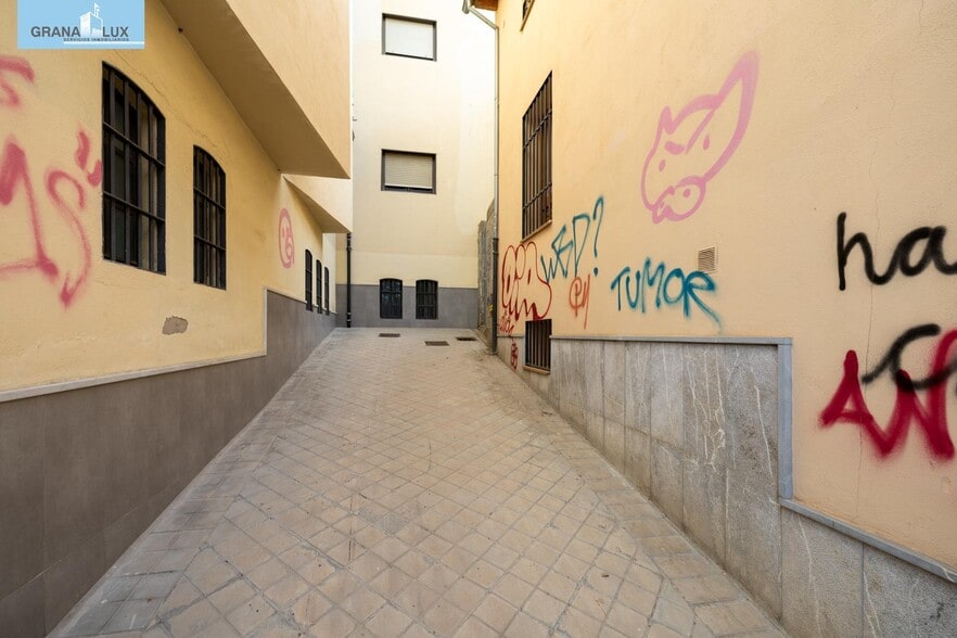 Land in Granada, Granada for sale - Building Photo - Image 2 of 15