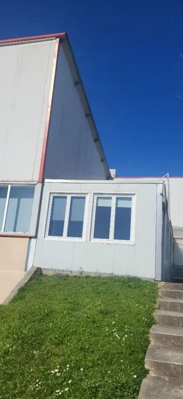 Vente Local d'activités 1 100 m² - Photo 1