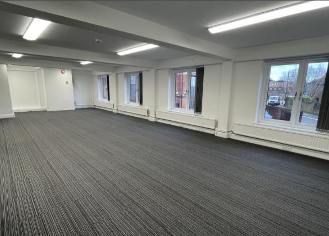 Liston Rd, Marlow to rent Interior Photo- Image 1 of 2