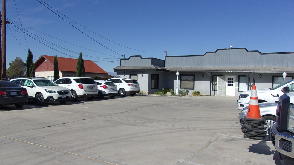 18026 Jonathan St, Adelanto, CA for rent - Building Photo - Image 3 of 23