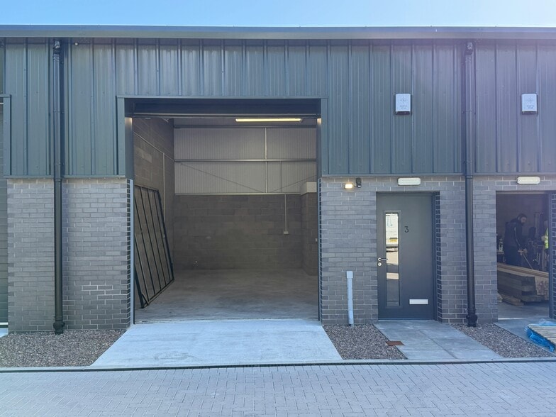 Alichmore Lane, Crieff to rent - Building Photo - Image 1 of 6