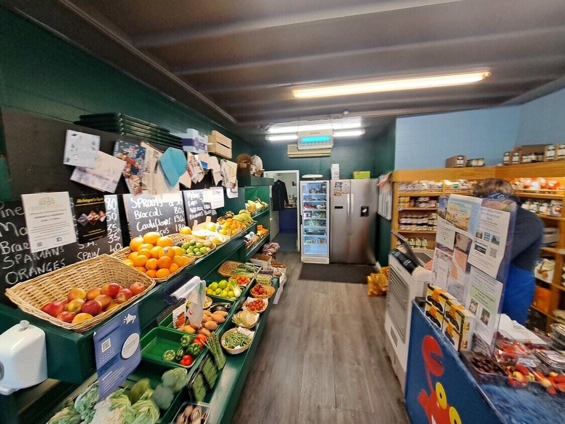 Lochwinnoch Rd, Kilmacolm to rent Interior Photo- Image 1 of 1