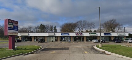 1470-1498 Main St, Antioch, IL for rent Building Photo- Image 1 of 4