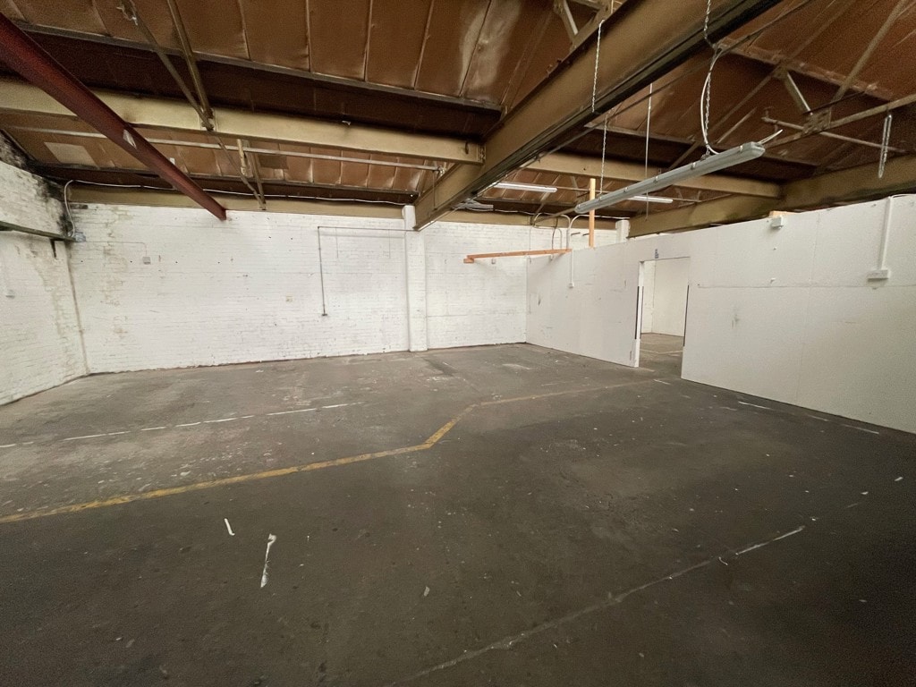 Yarrow Rd, Chorley to rent Interior Photo- Image 1 of 4