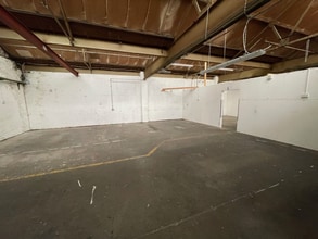 Yarrow Rd, Chorley to rent Interior Photo- Image 1 of 4