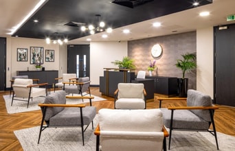 75 King William St, London to rent Interior Photo- Image 1 of 3