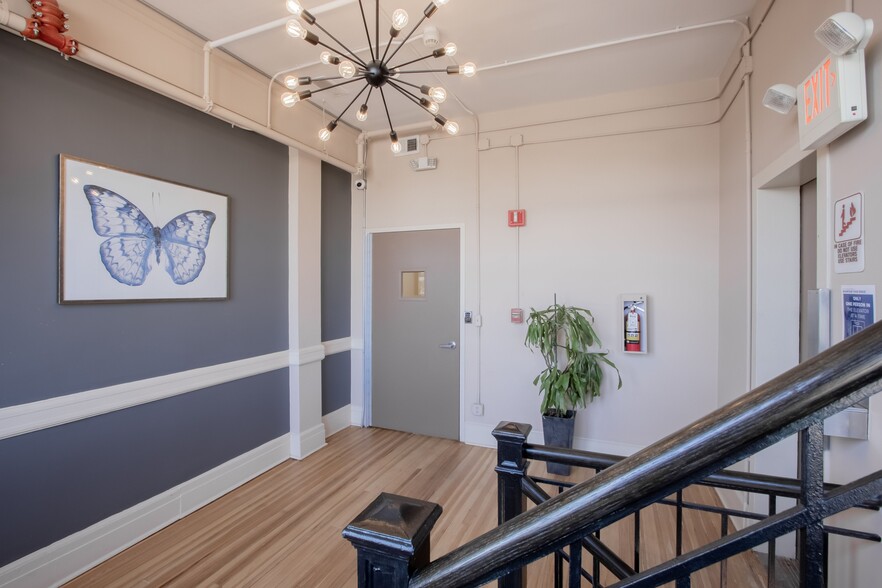 12 Broad St, Red Bank, NJ for rent - Lobby - Image 3 of 8