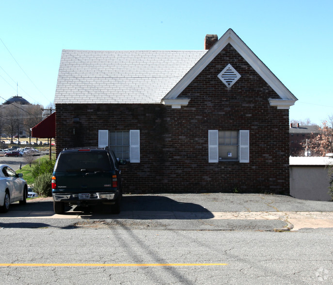 1300 W 4th, Little Rock, AR for sale - Primary Photo - Image 1 of 1