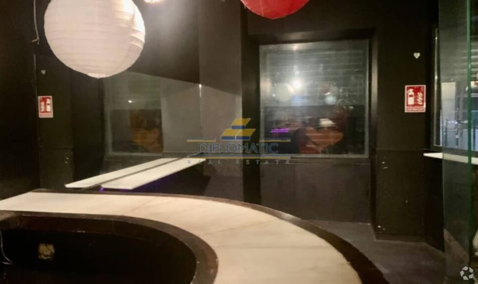 Madrid, MAD 28014 - Unit Puerta 01, Esc. 1 -  - Interior Photo - Image 1 of 3