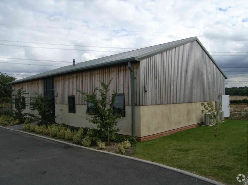 Eynsham Rd, Oxford to rent - Building Photo - Image 2 of 2