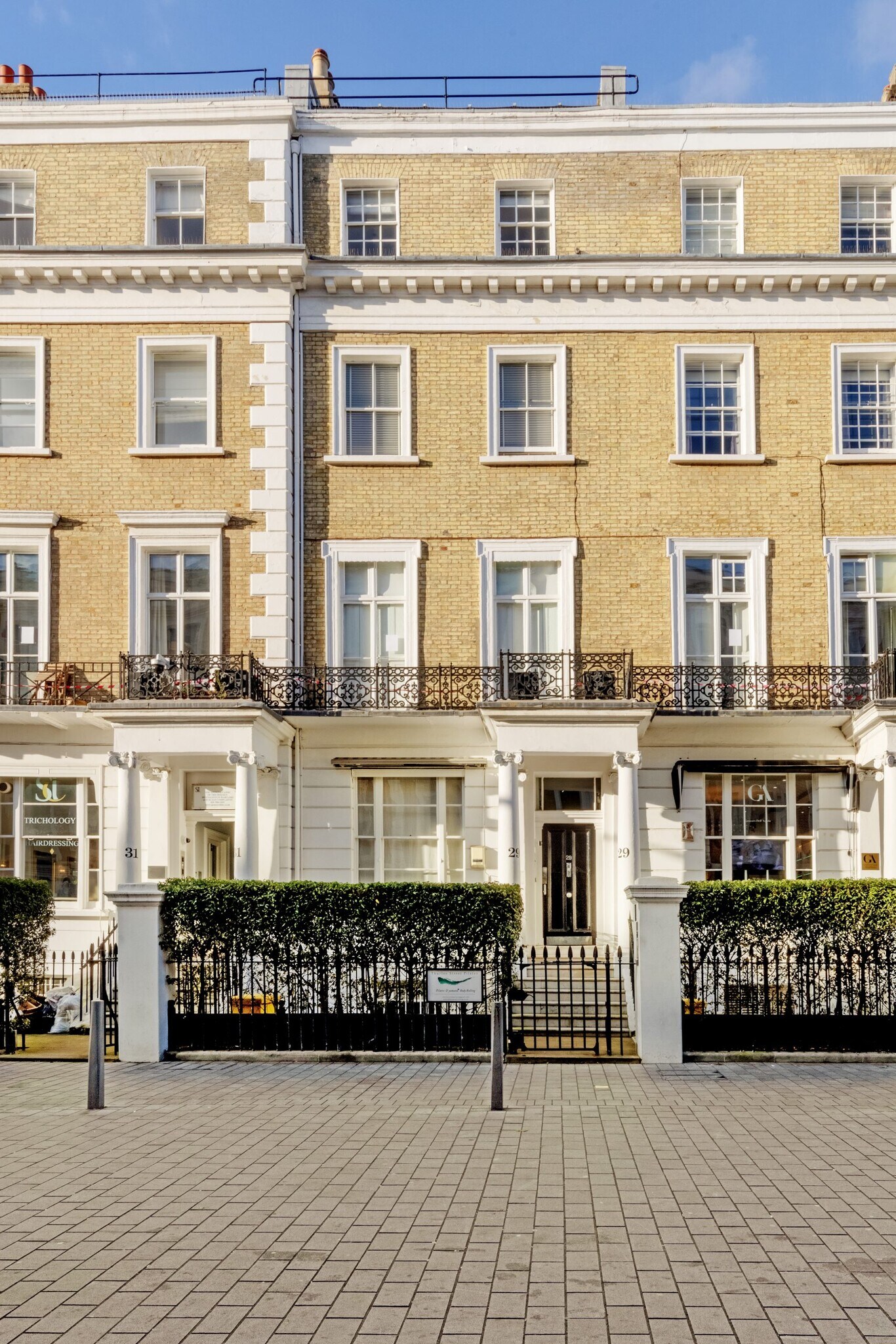 29 Thurloe St, London to rent Building Photo- Image 1 of 5