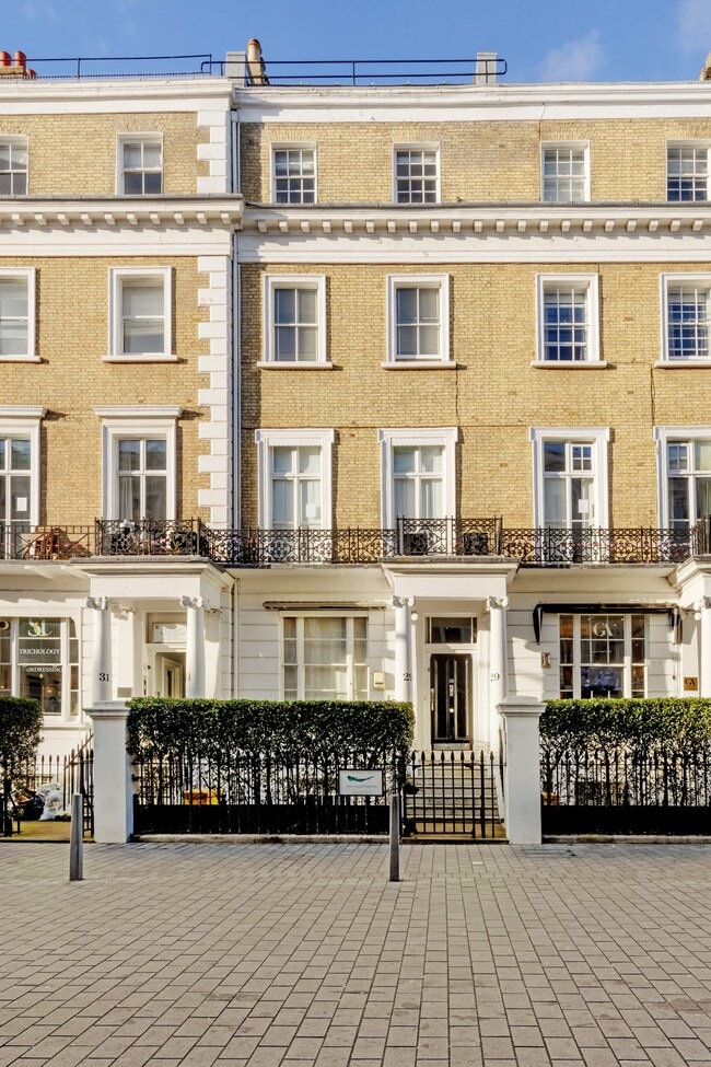 More details for 29 Thurloe St, London - Office / Retail to Rent