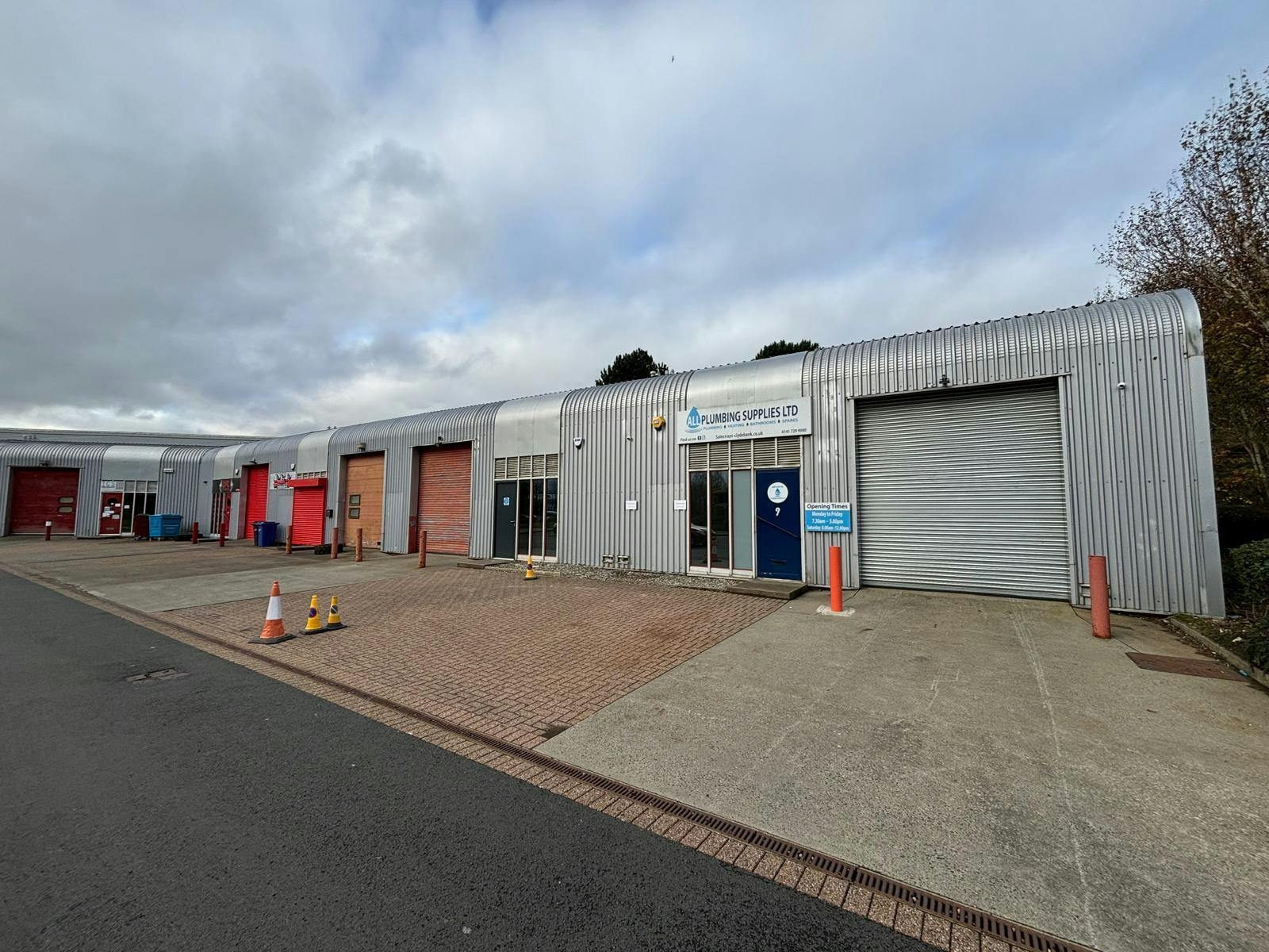 10 North Ave, Clydebank to rent Building Photo- Image 1 of 8