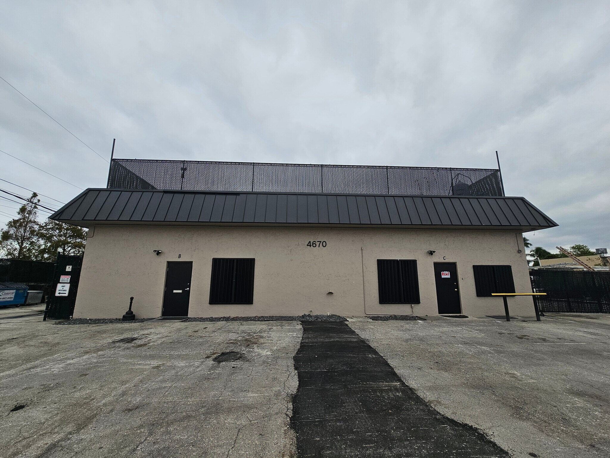 4670 SW 83rd Ter, Davie, FL to rent Building Photo- Image 1 of 9