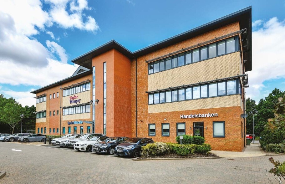 2 Trinity Ct, Wolverhampton for sale - Building Photo - Image 1 of 12