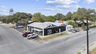 More details for 321 E Fannin St, Luling, TX - Light Industrial for Rent